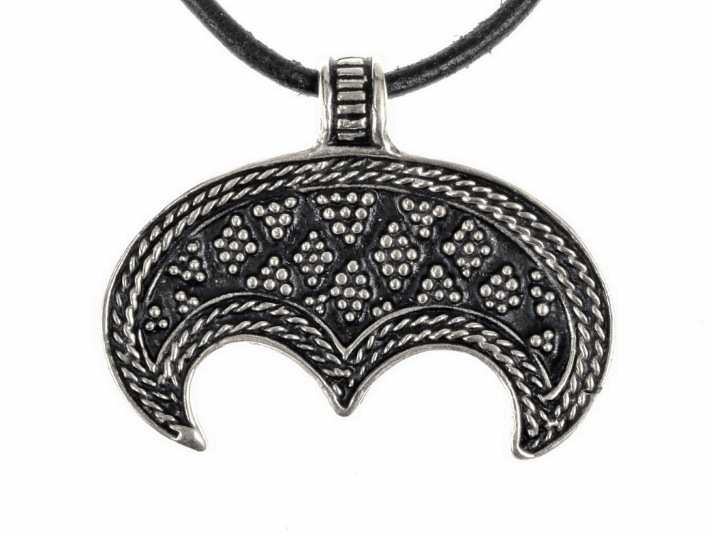 Lunula Amulet von Morava 1