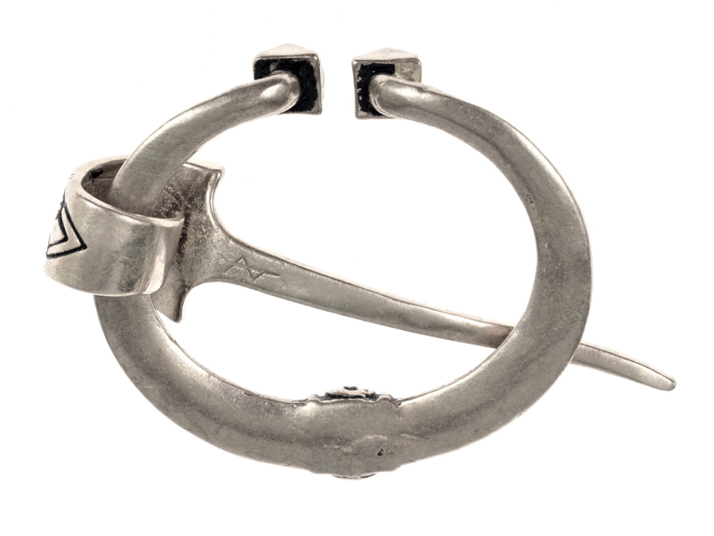 Ringfibel von Kostivere 3