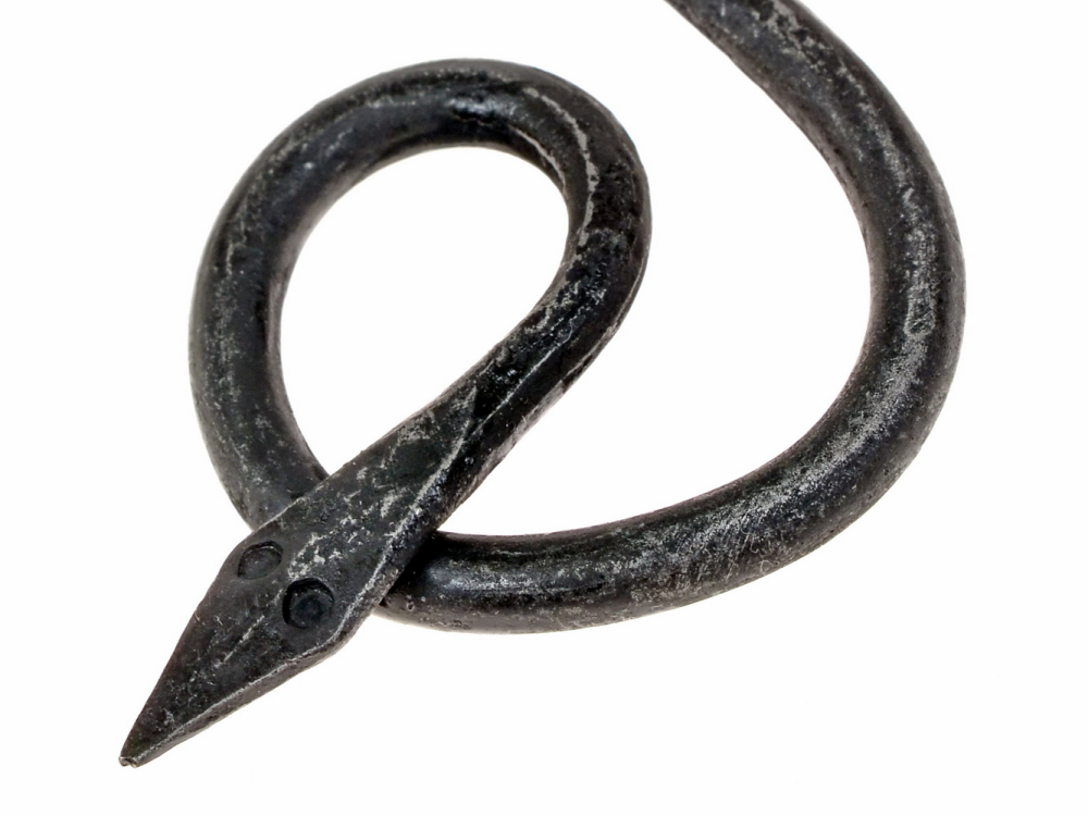 Geschmiedetes Schlangen-Amulett 2
