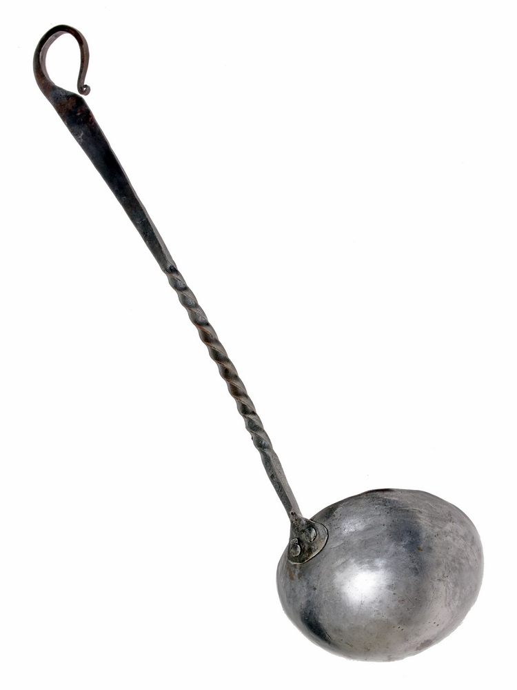 Große geschmiedete Kelle 2