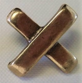 große X-Niete, messingfarben