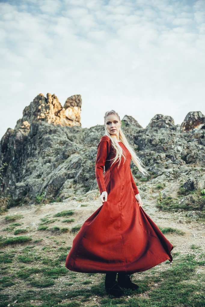 Unterkleid "Silke" rot langarm bodenlang 100% Baumwolle Leonardo Carbone 4899r