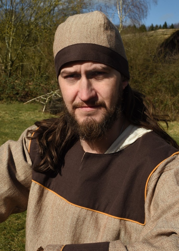 [32046] Birka Kappe mit Fischgrätmuster, braun - Wikinger Mittelalter Larp Reenactment (M)