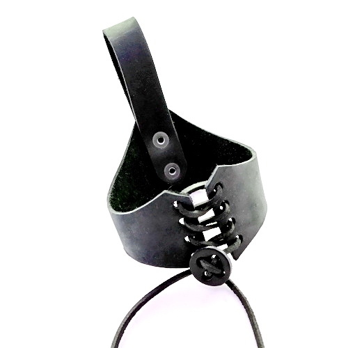 [04 TU.kl.br] Geschnürter Trinkhornhalter Leder  - Ausstattung für Larp und Mittelalter (braun, Klein (S))