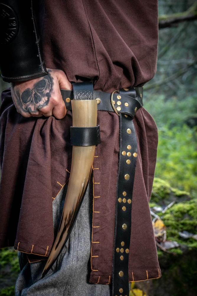 Ringgürtel aus Leder Nieten verziert, 150cm oder 190 cm braun oder schwarz