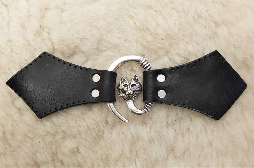 Wolfskopf Mantel-Verschluß, silbern mit Befestigungsleder