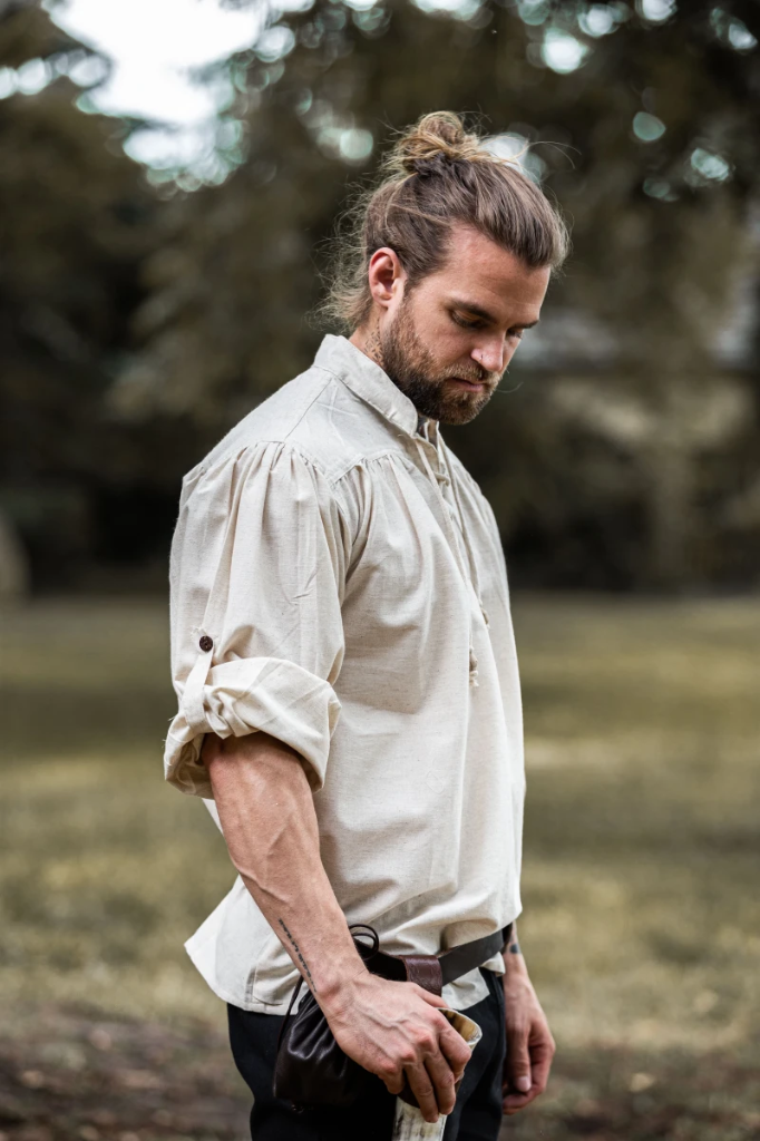 [5142-001] Leinen Schnürhemd mit Stehkragen Mittelalter Bekleidung für Larp und Reenactment (S)