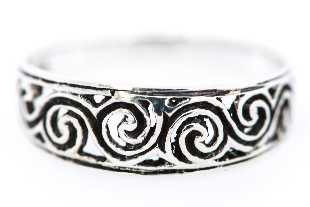 Newgrange Silber 925 Ring im keltischen Stil - Schmuck Accessoire für Historische Gewandungen, Reenactment und Liverollenspiel