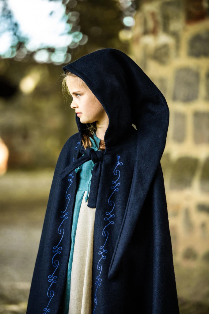 Wollmantel Umhang Halbkreismantel für Kinder mit Zierstickerei