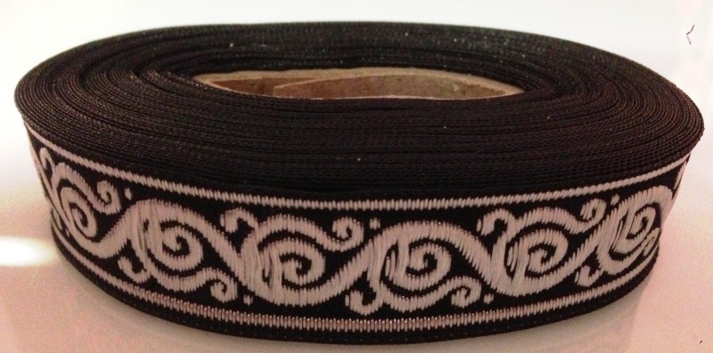 [4453] Borte Schnörkel 2 in Schwarz-Silber, 19 mm- Webborte zur Verzierung mittelalterlicher Kostüme und Larp Gewandungen