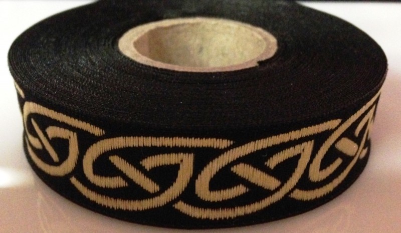 [4434] Borte Keltisch 2 in Schwarz-Gold, 19 mm- Webborte zur Verzierung mittelalterlicher Kostüme und Larp Gewandungen
