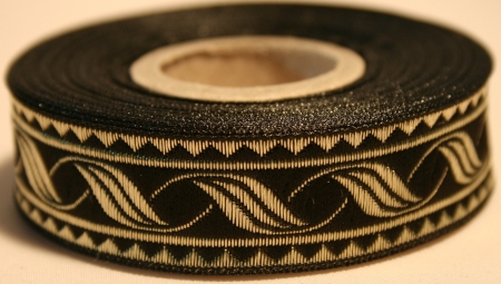 [4445] Borte Blätterranke in Schwarz-Gold, 19 mm- Webborte zur Verzierung mittelalterlicher Kostüme und Larp Gewandungen