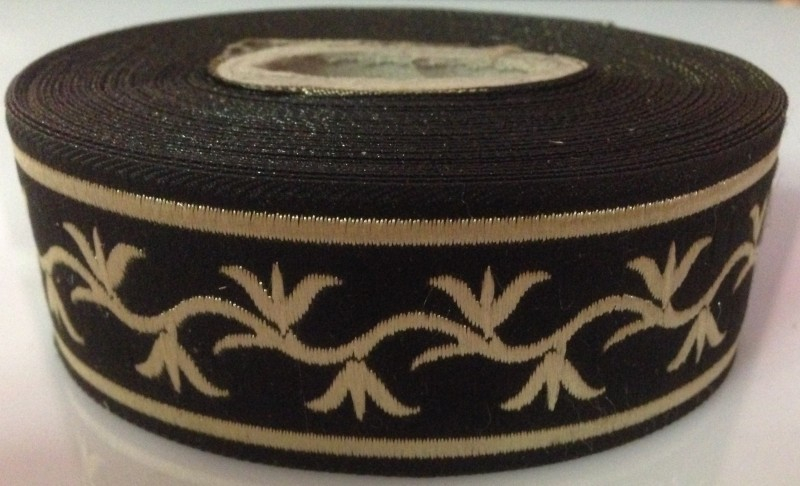 [33073-schw] Borte Lilienranke in Schwarz-Gold 33 mm- 10 m - Webborte zur Verzierung mittelalterlicher Kostüme und Larp Gewandungen
