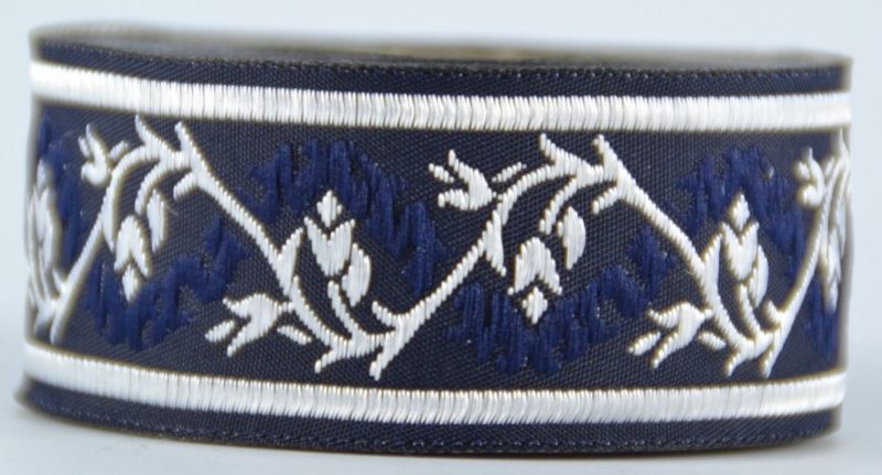 Borte Blumenranke in Marineblau-Silber 33 mm- 10 m - Webborte zur Verzierung mittelalterlicher Kostüme und Larp Gewandungen
