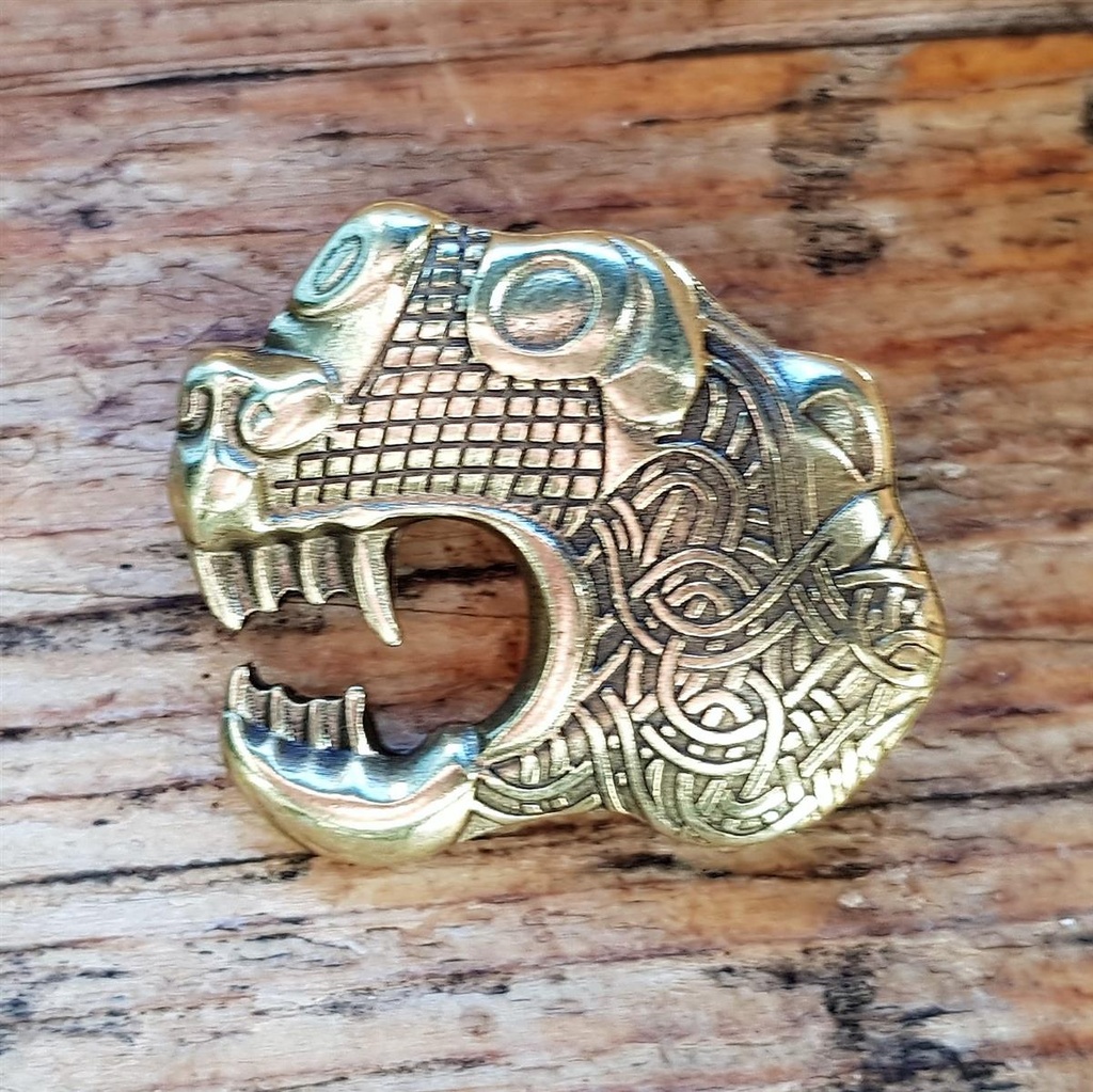 Zierbeschlag „Oseberg-Drache“ – Messingfarbener Drachenkopf nach links blickend