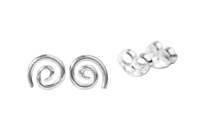 Ohrstecker LOVE SPIRALS aus 925er Silber – Kleine Spirale 6 mm Boho Symbolschmuck