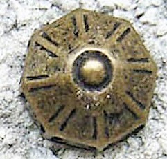 Nordischer Tempel, altmessingfarbener Beschlag