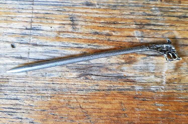 [A-669-3] Wikinger Drachen-Nadel Haithabu, eisenfarben