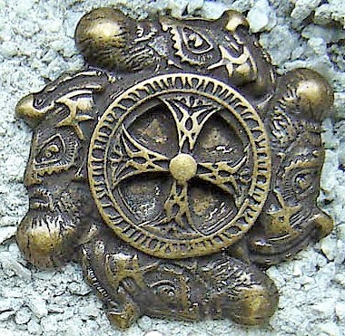[N-247-21] Wikinger Kreuz, altmessingfarbener Beschlag