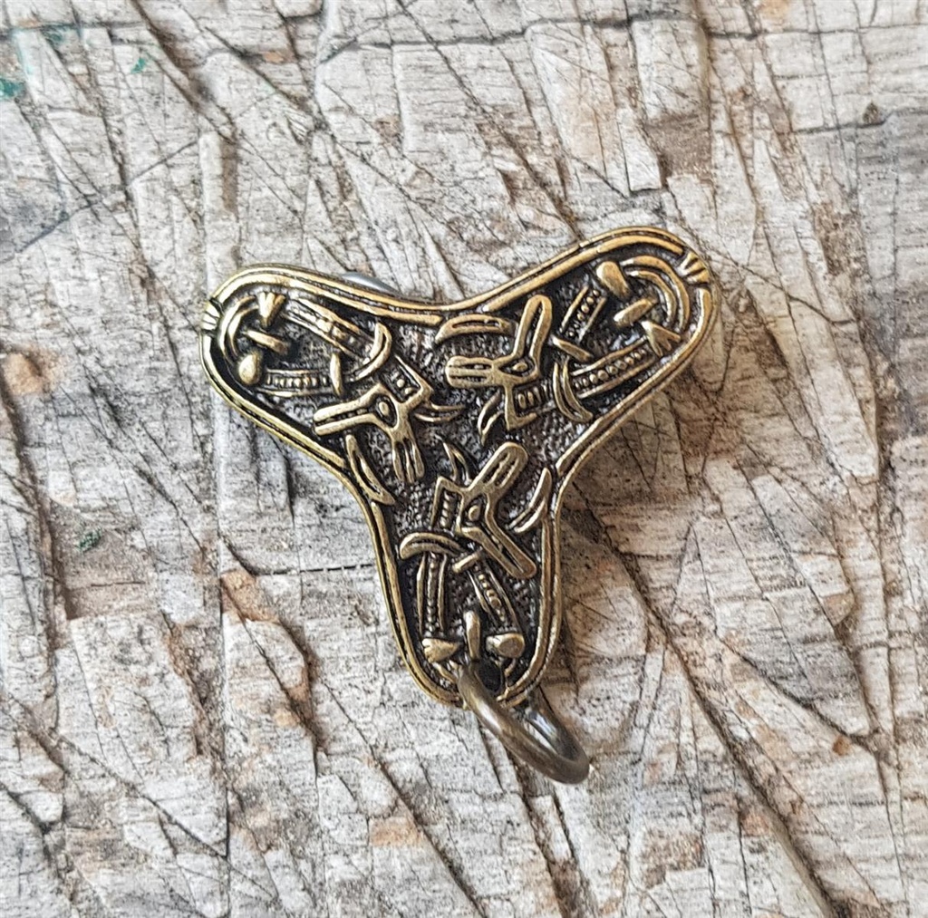 [ A-5260-2] Kleeblatt-Fibel klein messingfarben – Mittelalterliche Gewandschließe aus ZAMAK für Reenactment & LARP