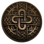 [N-034-21] Großer Beschlag „Merowinger Brustplatte“ messingfarben – Zierniete Ø 65 mm im frühmittelalterlichen Stil