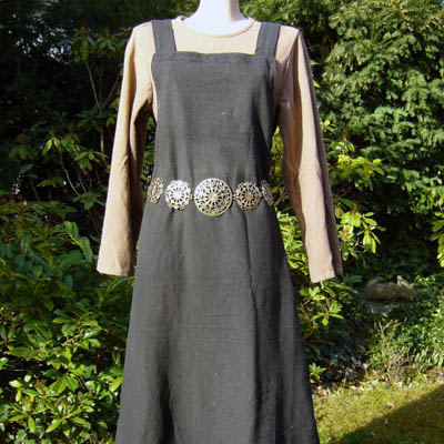 [32867] Uta, Hüftgürtel, messingfarben