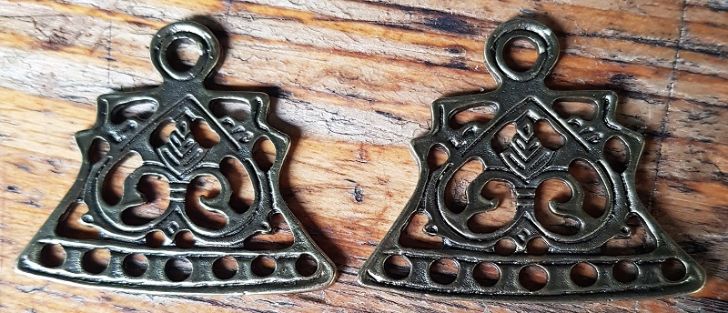 [KV1-2] Wikinger Kettenverteiler-Paar 'LETTLAND', messingfarben