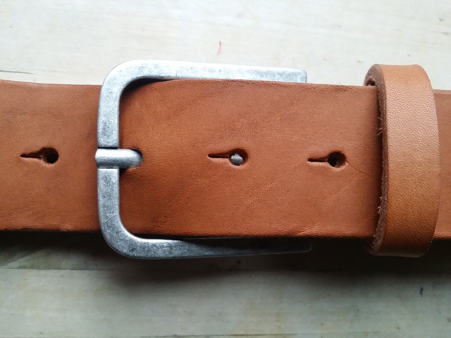 [33937] Stretto, zinnfarbene rusatikale Dorn-Halbschließe