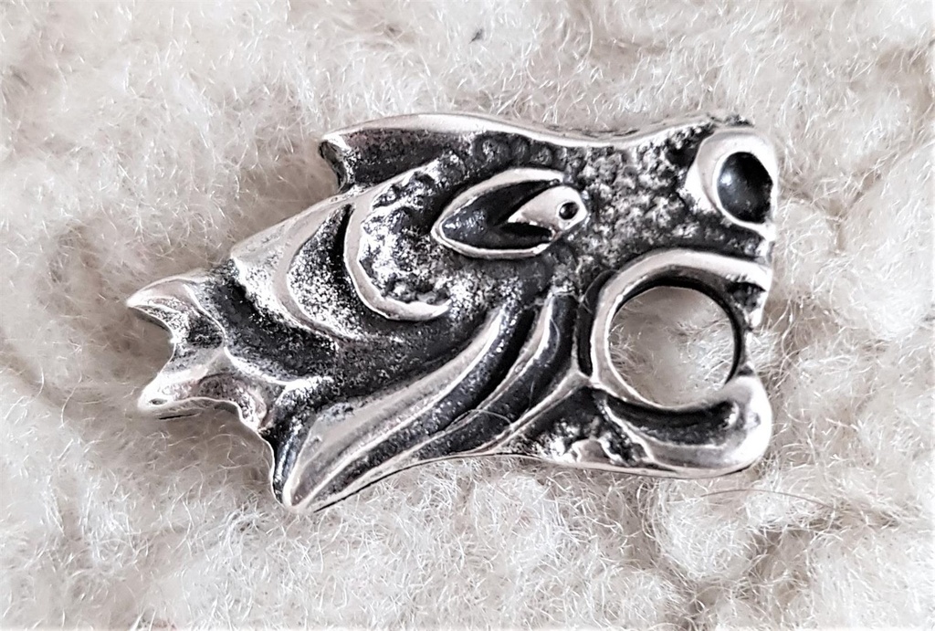 [N-313R-1] Drachenkopf-Beschlag in Silberoptik – Rechtsschauender Wikinger-Zierbeschlag 29 x 18 mm