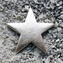 großer Stern, silberfarbener Beschlag