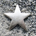 großer Stern, silberfarbener Beschlag