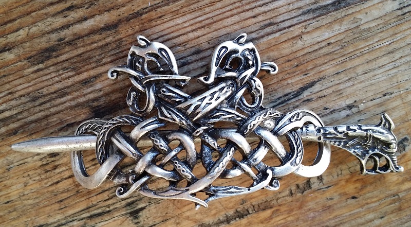 Haarspange Keltische Schlangen – Silberfarbener Haarschmuck mit Drachenkopf-Nadel 70 mm