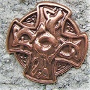 Drachen-Kreuz Zierbeschlag in Kupferoptik – Keltisches Drachensymbol 33 x 33 mm