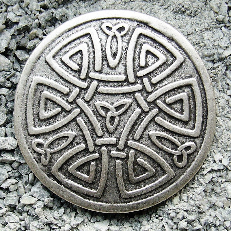 [N-126-1] keltischer Knoten, Beschlag silberfarben