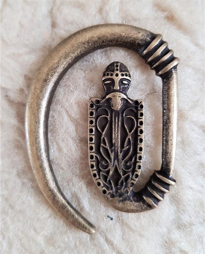 [V-248-21] Ritterschild Mantel-Verschluß, messingfarben