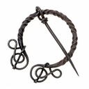 Hufeisenfibel tordiert mit verschlungenen Enden  Eisen Wikinger - Accessoire für Historische Gewandungen, Reenactment und Liverollenspiel