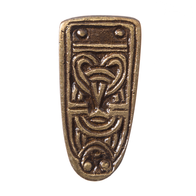 [T-662-2] Messing-Gürtelspitze 2 cm – Mittelalterliche Gürtelverzierung mit keltischem Motiv für LARP & Reenactment