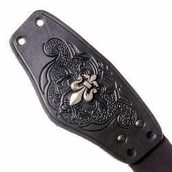 [03 Schon :LI.br] Leder-Armschoner mit Liniendekor – Geprägter Armschutz in Schwarz oder Braun (braun)
