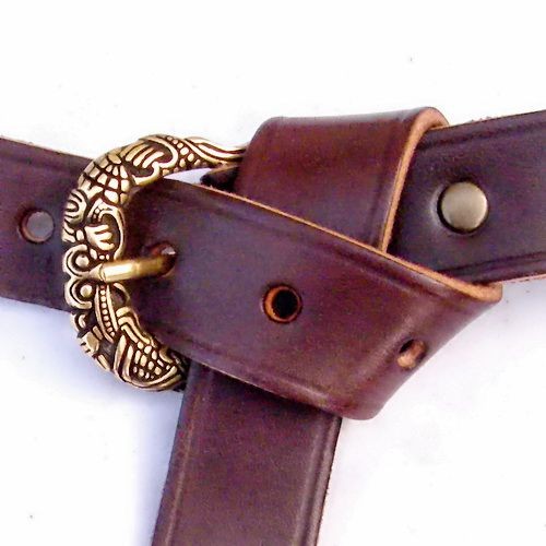 [10 wik 3:B.kl.br.si] Wikinger Gürtel im Borre Stil, 3 cm breit (S, braun, silber)