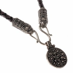 [07 CO Ters / Filigr 1:.va.65] Collier "Terslev" mit Amulett aus Birka (65 cm braun)