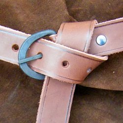 [10 Ei-G 3.kl.br] Gürtel mit geschmiedeter Schnalle - 3 cm (braun, S)
