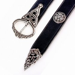 [10 wik 3:SM ZN.kl.br.si] Wikinger Gürtel mit Männerhaupt-Schnalle, Ziernieten und Riemenende Ledergürtel 3 cm breit (S, braun, silber)