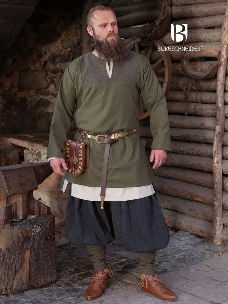 Rus Tunika Szimon Oliv – Schlichte Eleganz im Rus-Stil (S)