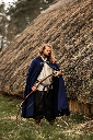 Umhang mit Metallspange Mantel Halbkreismantel aus Wolle - Gewand für Mittelalter, Larp und Reenactment