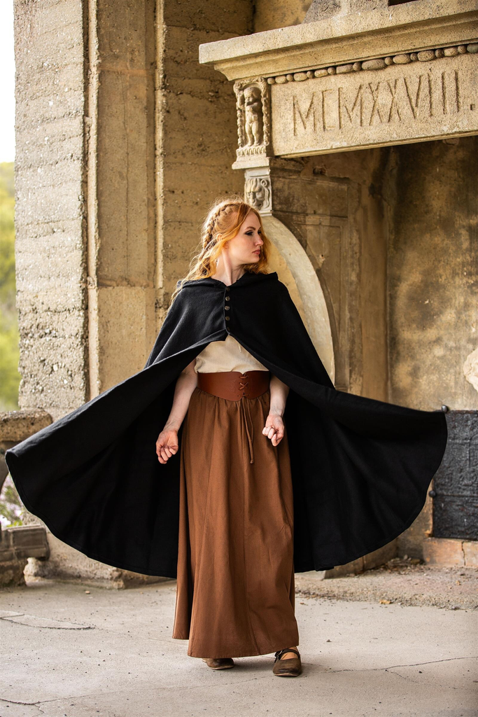[6202s] Mittelalter-Damenumhang „Heidi“ – Edle Eleganz in tiefem Schwarz
