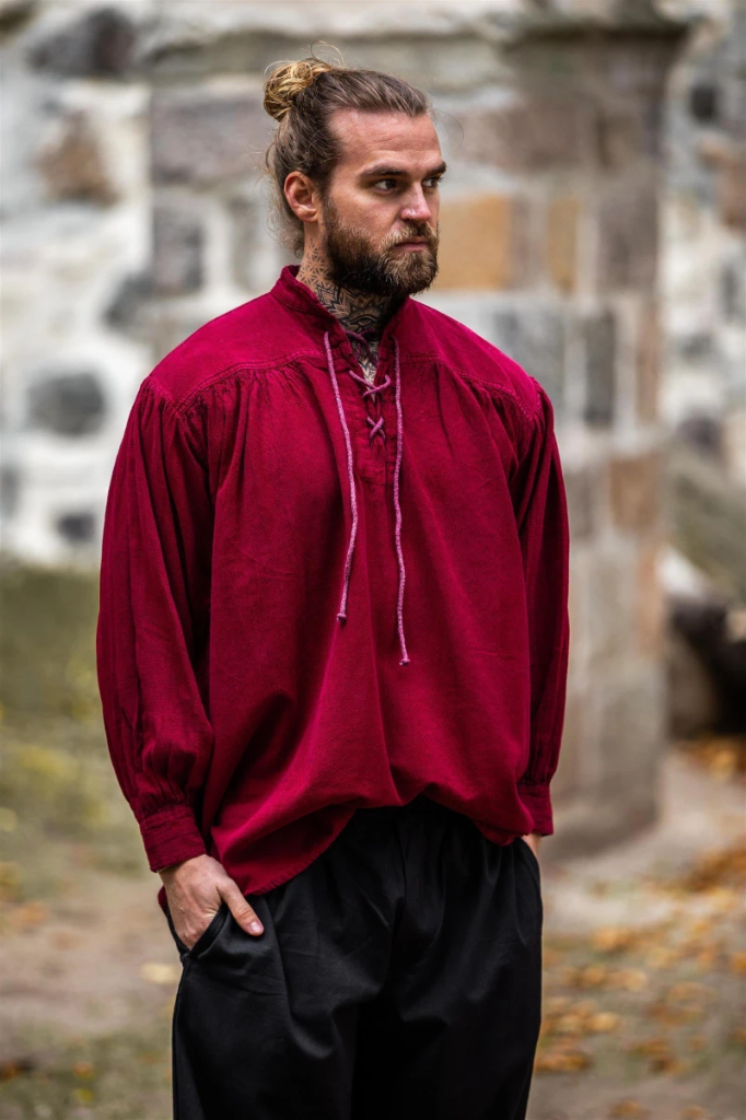 Mittelalter-Stehkragen-Schnürhemd „Friedrich“ – Authentisches Baumwoll-Leinen-Hemd in Weinrot (S)