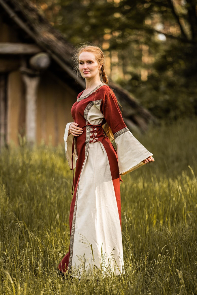 Mittelalterkleid „Sophie“ – Eleganz in Rot und Natur (S)