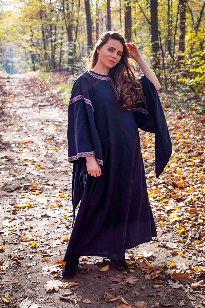 Mittelalterkleid mit weiten Tütenärmeln "Ariel"