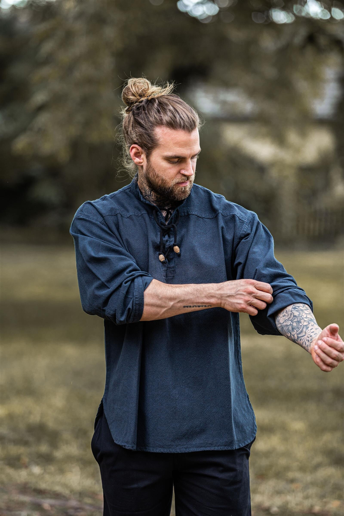 Mittelalterhemd „Ansbert“ – Zeitloser Stil in edlem Blau (S)