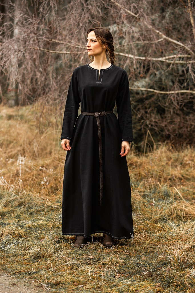 Wikinger-Unterkleid „Helga“ – Eleganz und Authentizität in Schwarz  (XS)